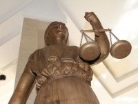 ​Юрфирму ликвидировали за название «Юридическая консультация»
