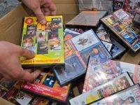 Полицейские изъяли более 2 тысяч контрафактных дисков с городских прилавков