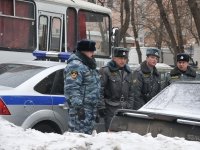 Прения на процессе Алексея Козлова начались с сотен граждан и трех автобусов с полицией — фото 8 