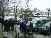 Прения на процессе Алексея Козлова начались с сотен граждан и трех автобусов с полицией — фото 2 