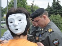 Обманутые ожидания - фотозарисовки у Мосгорсуда, который еще на месяц продлил арест Pussy Riot — фото 11 