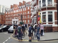 Осада посольства Эквадора в Лондоне из-за Джулиана Ассанджа - фоторепортаж — фото 8 