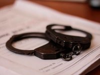 Экс-полицейскому в Ачинске не удалось обжаловать приговор за истязания супр