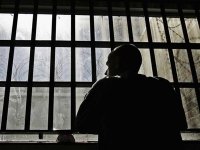 Задержанный отсудил у ГУ МВД моральный вред за условия в ИВС