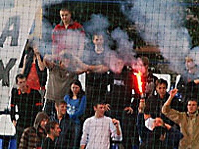 Полиция Хельсинки задержала 27 футбольных фанатов