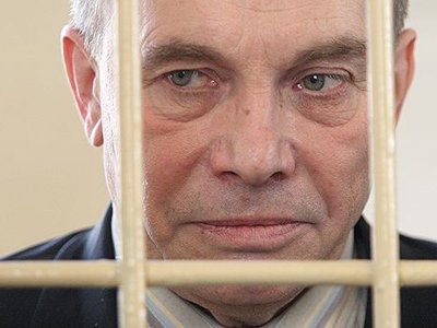 Суд выпустил по УДО экс-мэра Тольятти, осужденного на 7,5 года за махинации на 400 млн руб.
