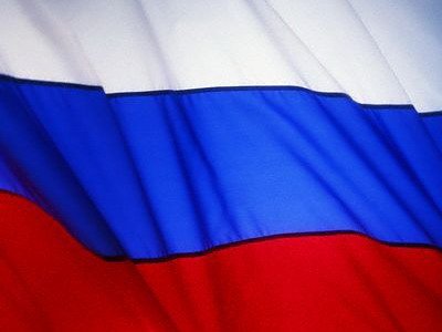 Рабочих задержали за надругательство над российскими флагами
