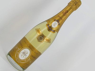 Россия отсудила у французов товарный знак на шампанское Cristal