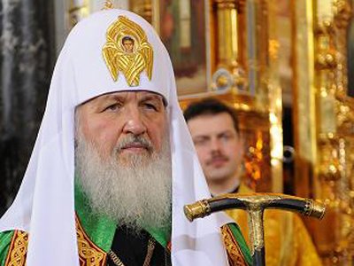 Экс-министр здравоохранения РФ подал иск к патриарху Кириллу, требуя &quot;отдать ему стулья&quot; ценой 2,6 млн руб.