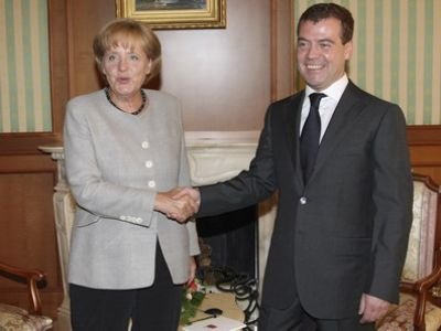 Медведев и Меркель обсудили кризис в Южной Осетии