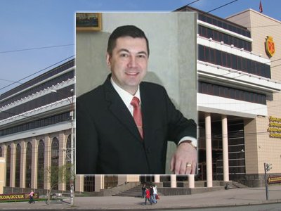 Екатеринбург: разыскиваемый ректор решил сдаться