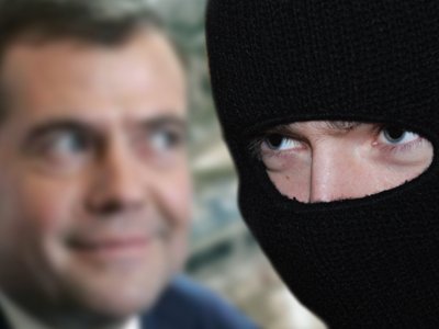 Медведев предлагает сажать за рейдерство