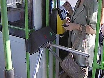Пассажиров трамвая застрахуют на 2 млн - законопроект