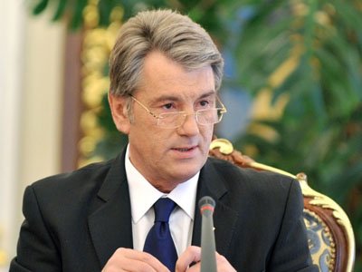 Ющенко потребовал уволить главу МВД 