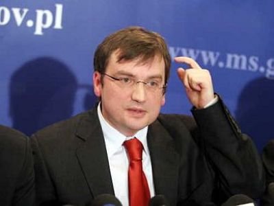 Бывшему министру юстиции Польши придется извиниться