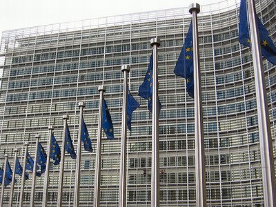 Счета влиятельного еврокомиссара проверят бельгийские налоговики
