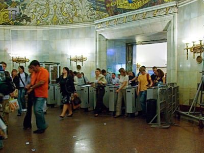 Контролеров московского метро наделят правом рассматривать дела об административных правонарушениях