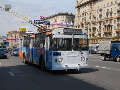 Пассажирка, упавшая в троллейбусе, отсудила моральную компенсацию в 10000 руб. у транспортной компании