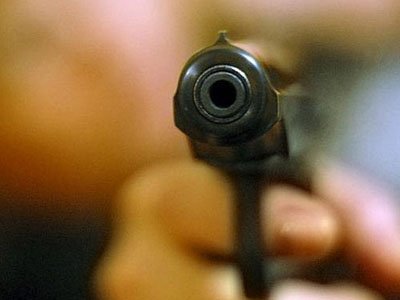 СКП проверяет, почему милиционер выстрелил в журналиста