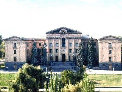 Депутатам армянского парламента усложнили прогул заседаний