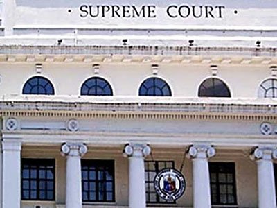 Глава Верховного суда Филиппин уволен после проверки декларации об имуществе