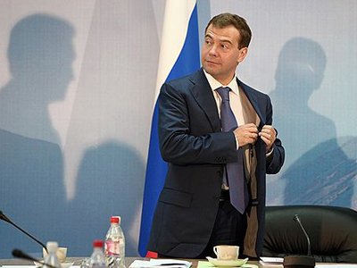 Медведев взялся за рынок юридических услуг