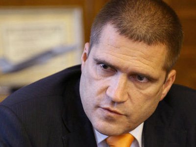 Экс-министр обороны Болгарии обвинен в коррупции