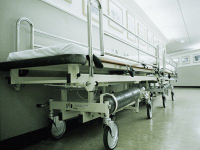 Американцы подали в суд на больницу, врачи которой констатировали смерть их еще живого сына