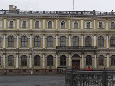 В Петербурге делают прозрачной аренду городской недвижимости