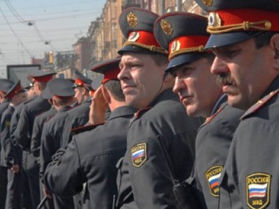 Председатель Мосгорсуда считает российских милиционеров слишком нежными