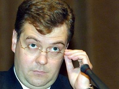 Медведев отчитал Фурсенко за все &quot;Электронное правительство&quot;