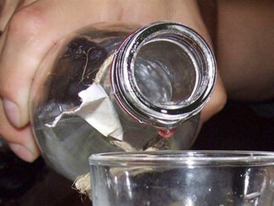 Госдуму просят запретить в России употребление спиртного до 21 года