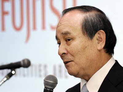 Бывшему президенту Fujitsu платили за молчание