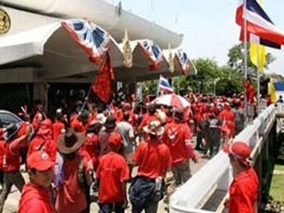 Таиланд отменил режим ЧП в Банкоке