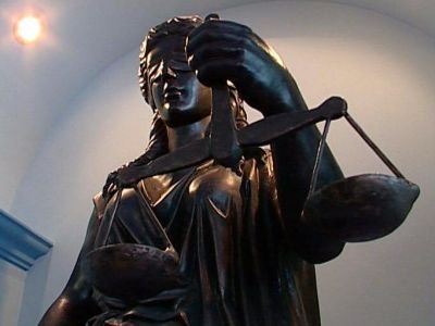 Адвокаты требуют общественного контроля над правосудием