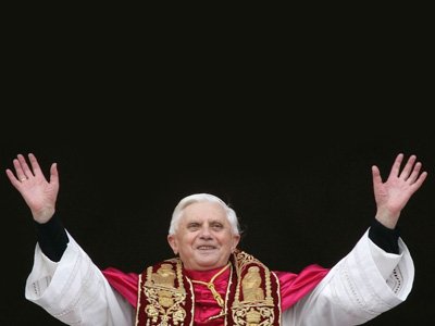 Дворецкий Папы Римского приговорен к 18 месяцам тюрьмы за кражу секретных документов Ватикана