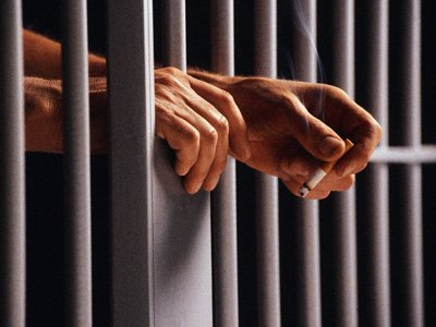 Госдуме предложили втрое увеличить штрафы за запрещенные передачи заключенным