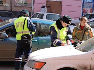 Прокуратура запретила инспекторам ДПС штрафовать автомобилистов за шипованные шины