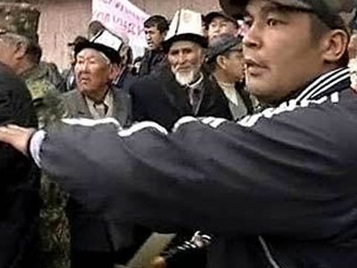 Генпрокуратура Киргизии: милиционеры за беспорядки не наказывались
