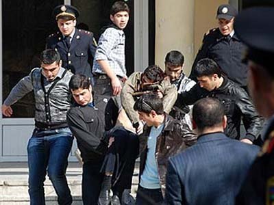 Террористам, устроившим взрыв в академии в Баку, дали пожизненное