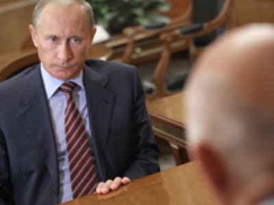 Путин попросил заняться связями мэров со стройкомплексом