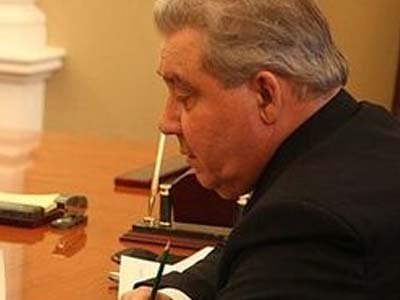 Артемьев возмущен заявлениями губернатора о взятках в ФАС