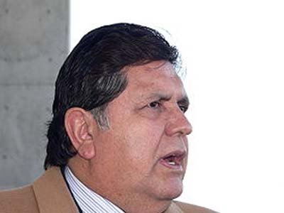 Перу: президент отказался от законопроекта после его критики писателем