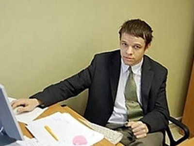 Не дождавшись извинений от латвийских спецслужб, экономист подал в суд