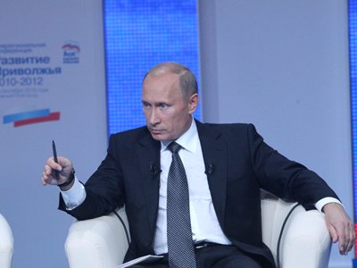 Путин заявил, что &quot;Единая Россия&quot; должна игнорировать обвинения в воровстве и коррупции