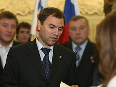 Глава аппарата Правительства РФ д.ю.н. Вячеслав Володин занял место Суркова в Кремле