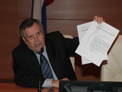 КПРФ настаивает на расследовании смерти депутата Виктора Илюхина