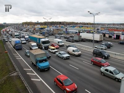 Губернаторам дадут право перекрывать дороги для движения автомобилей