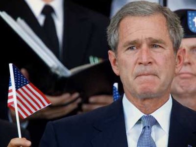 Джорджа Буша-младшего не включили в состав коллегии присяжных