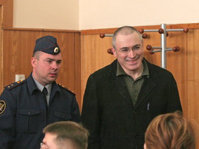 Ходорковскому впервые предоставили возможность дать в суде показания в защиту подчиненных